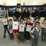 نمایشگاه محرم به نگارخانه فرهنگ و ارشاد منتقل شد/ آموزش نقاشی به کودکان در کنار نمایشگاه محرم+عکس