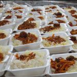 طرح غذای گرم و سالم در روستا مهدهای شهرستان کنگان و عسلویه رو به توقف است